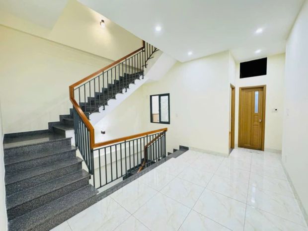 Nhà 3 tầng 3 mê kiệt ô tô tôn đản gần chợ hòa an  sát cầu 6797580