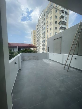 Mặt phố hoàng cầu 70m 5 tầng mt 4m 27.9 tỷ thang máy ô tô 6798678