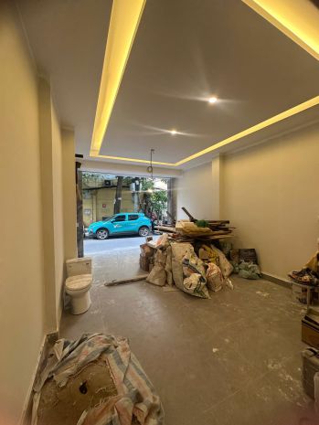 Mặt phố hoàng cầu 70m 5 tầng mt 4m 27.9 tỷ thang máy ô tô 6798680