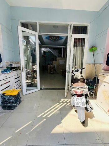 Nhà shr vuông đẹp 2 tầng hxh 50m2 - bùi quang là gò vấp s 6798695