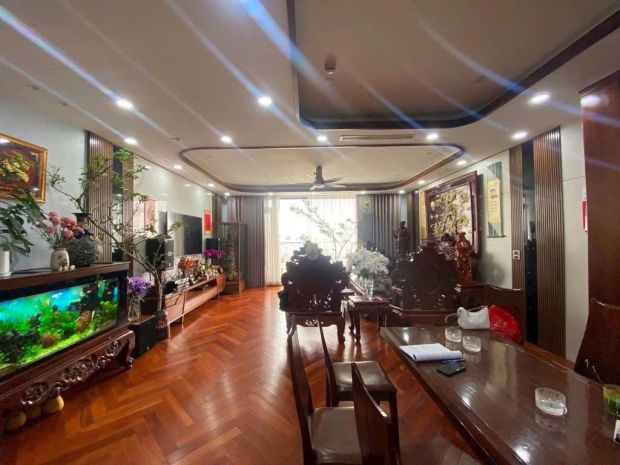 Siêu phẩm mp trung phụng đđ 9t 101m2 mt6.6m 79.5 tỷ thang 6798718