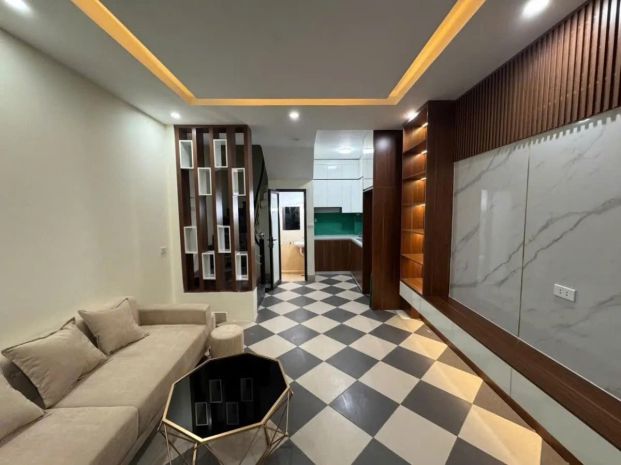 Bán nhà đê trần khát chân 2832m2. 4 tầng. mặt tiền 4m. giá 6799191