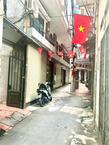 Bán nhà lê trọng tấn plô 30m ra ôtô tránh dt 27m 4t  7,2ty 6799346