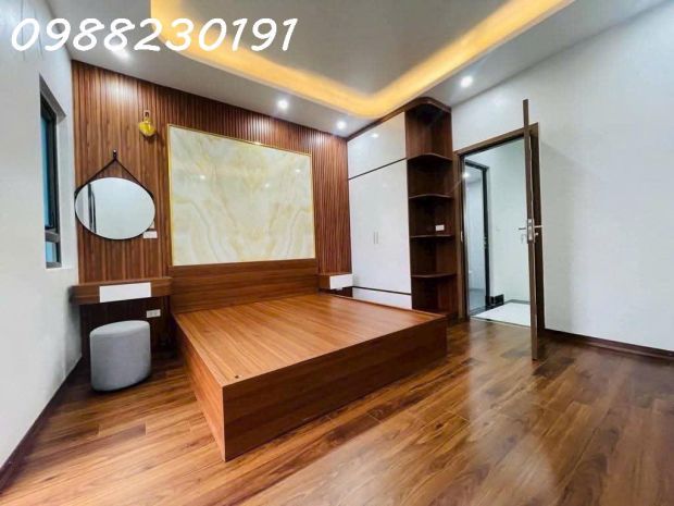 Bán nhà ngũ nhạc hoàng mai 32m2 5 tầng full nội thất gần ô 6799349