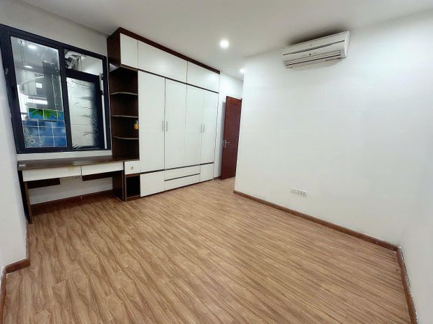 Gia đình cần bán căn hộ tại thái hà  234 phạm văn đồng 6799493