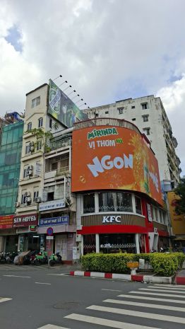 Hiếm  góc 2mt lê lai  trung tâm bến thành  cách bùi viện 6799868