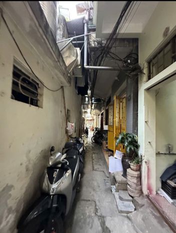 Cho thuê nhà ngõ bạch đằng, 32m2, 2.5 tầng,  2 ngủ, 7.5 6799906