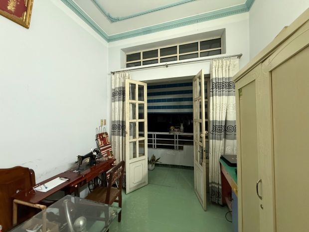 Bán nhà nguyễn thị tần xe hơi tới cửa 50m2 tặng nội thất 4 6800365