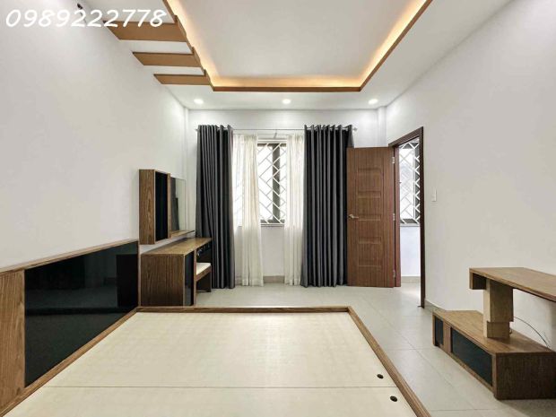 Bán nhà ngay cmt8 ,  p11 quận 3 - đẹp 51m2 4.3x8.1 nở hậu 6801295