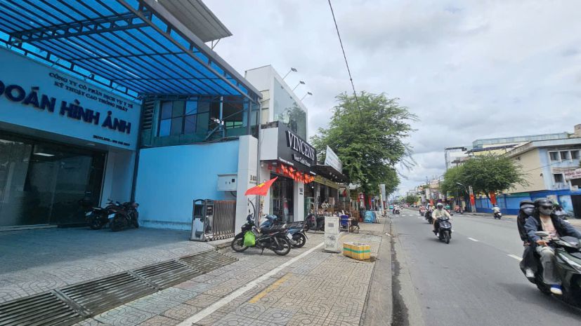 Bán gấp nhà mặt tiền 146 bis trường chinh, p.13, q. tân bình 6801522