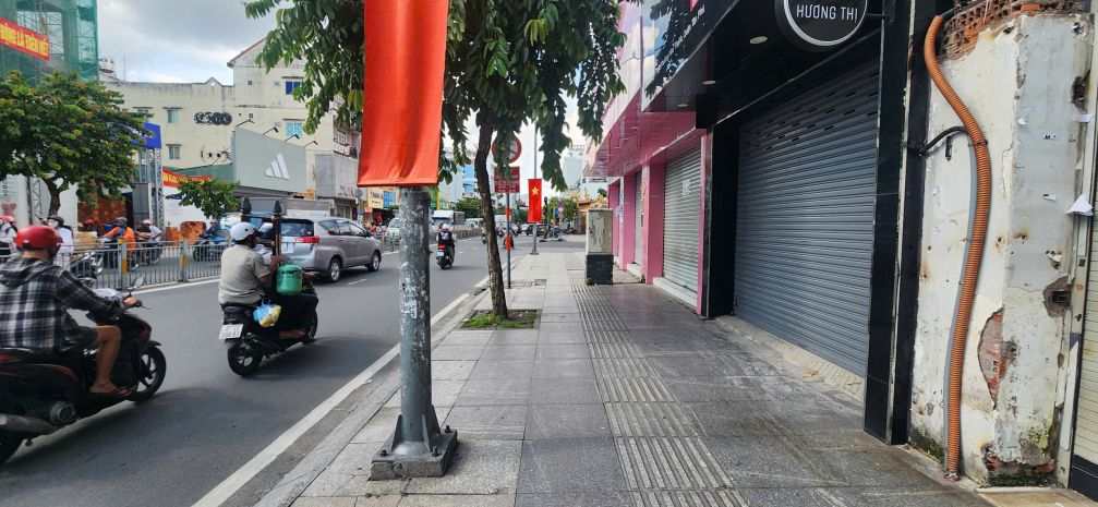 Cực hiếm - cho thuê nhà 2 mặt tiền lũy bán bích 522m² - 6801799