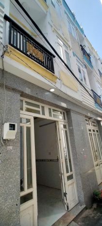 Bán nhà phường 15 , quận 8, 4 lầu, 4pn , 
ngang 7m chỉ 4,8 6802499