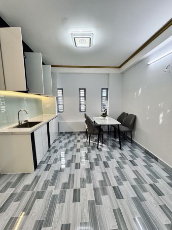 Mặt tiền hẻm 8m - kinh doanh tốt - hiếm - sau lưng đầm sen 6803821
