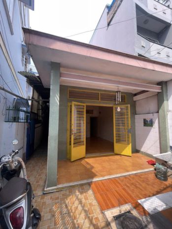 Nhà c4 nở hậu shr hxh né 122m2  đường số 7 gò vấp ss 6804084