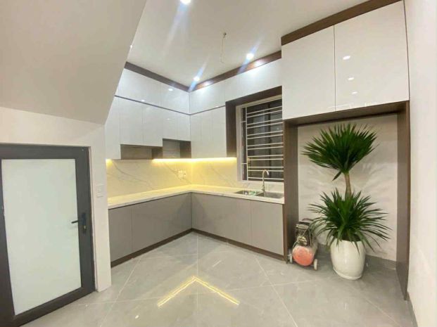 Bán nhà hoàng mai 55m, 6 tầng thang máy, ô tô ngủ trong 6804561