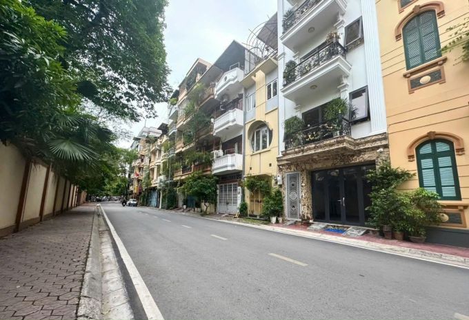 Bán tòa nhà mặt phố hoàng sâm, cầu giấy - 80m² x 8t thang 6805039