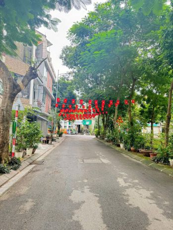 Lô góc - view hồ - khu phân lô tđc thanh am - long biên - 6806093