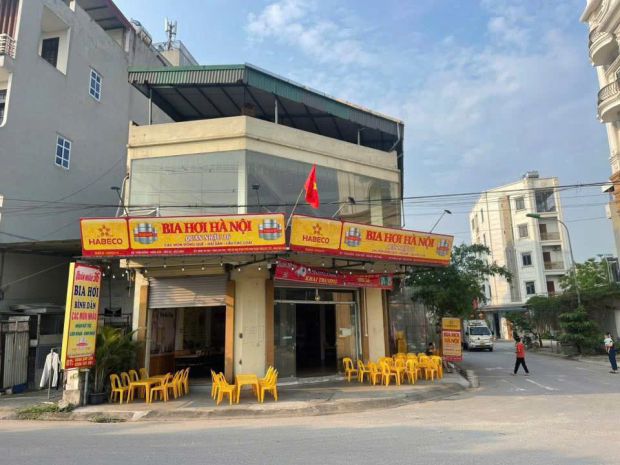 Chính chủ bận công việc cần sang nhượng lại mặt bằng đối 6806940