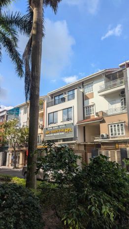 Cho thuê nhà nguyên căn 4 tầng mặt bằng kinh doanh  số 43 6807174