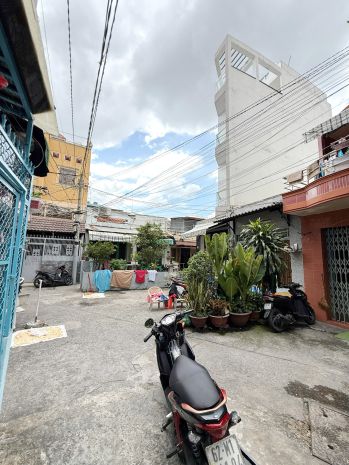 Nhà dt khủng 96m2 gần mt đường hưng phú p. chánh hưng. giá: 6807333