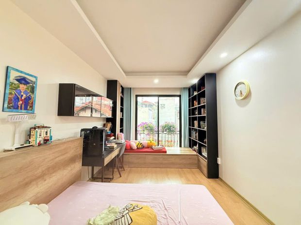 Bán nhà đẹp mặt ngõ thông kinh doanh phố nguyên hồng 33m2 6808063