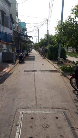Bán nhà ngay chợ xóm củi 5x20, dòng tiền 33tr tháng, giáp 6808355