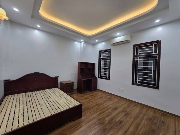 Hơn 4 tỷ có ngay nhà 5 tầng yên vĩnh  ô tô chạy vòng 6808442