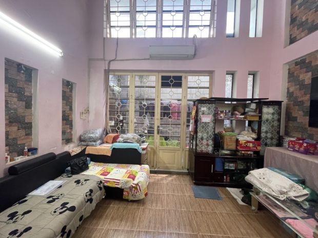 Chủ thiện chí bán : nhà 2 mặt tiền - đoàn văn bơ và 6808496