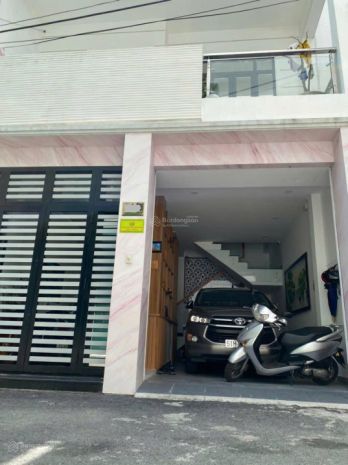 Ngang 6.2m - ô tô ngủ nhà -gần quận 1 - cách mặt tiền 1 căn 6809806