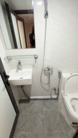 Cho thuê nhà nguyên căn 495 bạch đằng 20m2 x 5 tầng 3 ngủ, 6809975