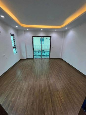 Chính chủ cho thuê nhà nguyên căn 5 tầng - 11tr - nam từ 6811083
