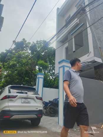 Bán nhà 3 tầng 1 tum, sân riêng gần bx yên nghĩa  hà đông 6811172