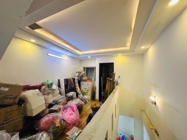 Bán nhà quận 3 hxh 50m2 5 tầng ngang 4m 5 pn chdv hẻm thông 6811732