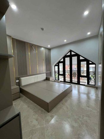 Bán nhà kim đồng, quận hoàng mai 70m 6 tầng thang máy, vỉa 6811955
