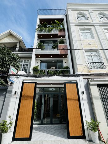 Căn nhà mới 04 tầng full nội thất nhập - đẹp lung linh - 6813675