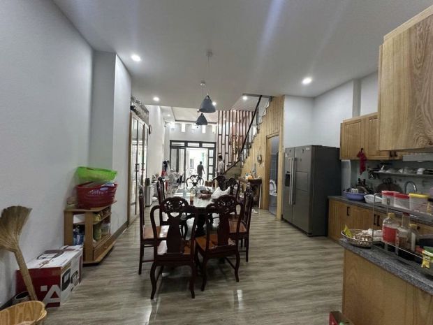 Hẻm trước nhà 4,5m sát thống nhất - dt 5 x 15 - 3 tầng 4 pn 6813926