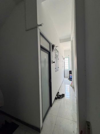 Nhà trọ 15 phòng shr 3 tầng nở hậu 120m2  nguyễn duy cung 6814089