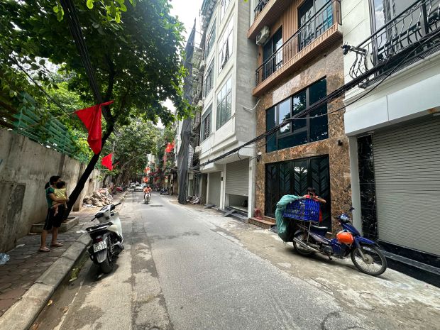 Tin thật 100 bán chung cư mini 81m2 x 18p tại mặt phố cự 6814377