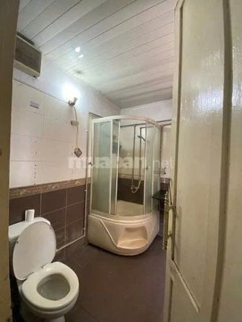 Chính chủ cho thuê căn hộ tầng 3 trong biệt thự cổ phố 6814509