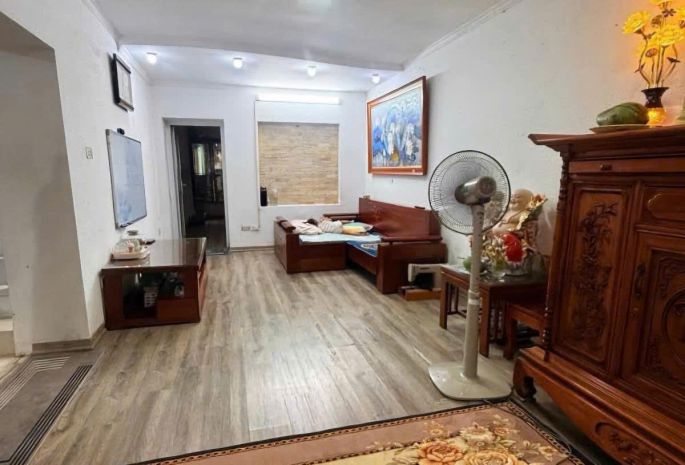 Bán nhà tập thể vạn bảo  70m²  2 ngủ  giá 4,3 tỷ 6814672