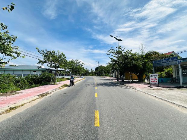 Bán 11.5m đất đất mặt tiền nguyễn du - tân phước - lagi giá 6815995
