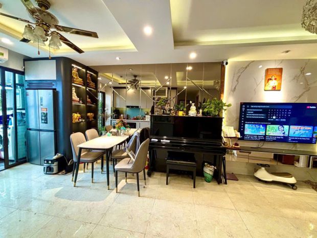 Bán căn góc 3 ngủ chung cư việt đức complex 6816063