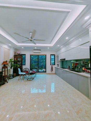 Phố doãn kế thiện ô tô full nội thất xịn 30m2 6 tầng mặt 6816602