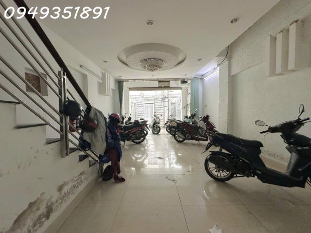 Nhà chdv - 12 phòng - 2 mặt thoáng - hẻm ô tô nơ trang 6816969
