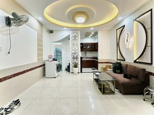 Biệt thự 5 tầng khu vip phan xích long, 4.1x8m - chủ 6817277