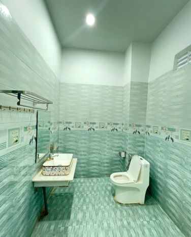 Nhà mới thơm mùi sơn tái định cư đất lành tuyến đường mát 6817568