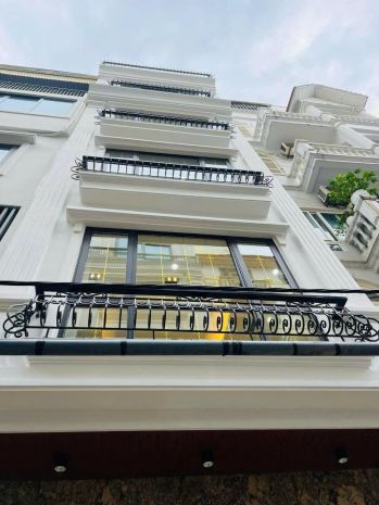 Bán nhà  lô góc mặt ngõ phố phạm văn đồng 55m2 5tầng mặt 6817877