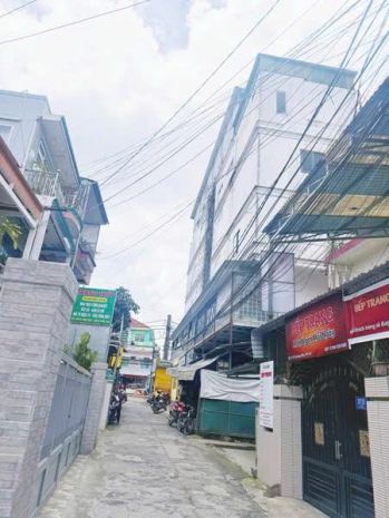 Hot hot - cần  bán  siêu phẩm nhà đẹp 2 mặt tiền tại hoàng 6818182