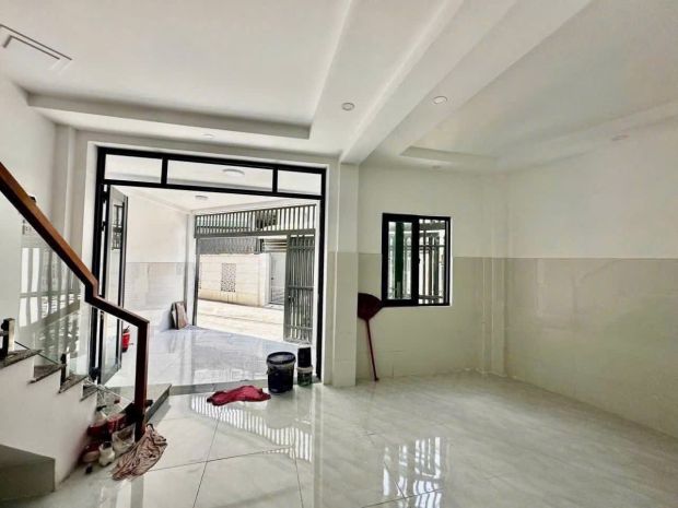 Bán nhà 2 tầng p.biên hòa,shr đường 2 xe hơi thông,căn 6818248