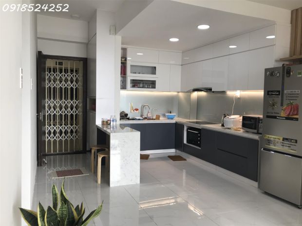 Bán chunbg cư petroland 2 pn, sổ hồng , 75m2 có bacon 6818332